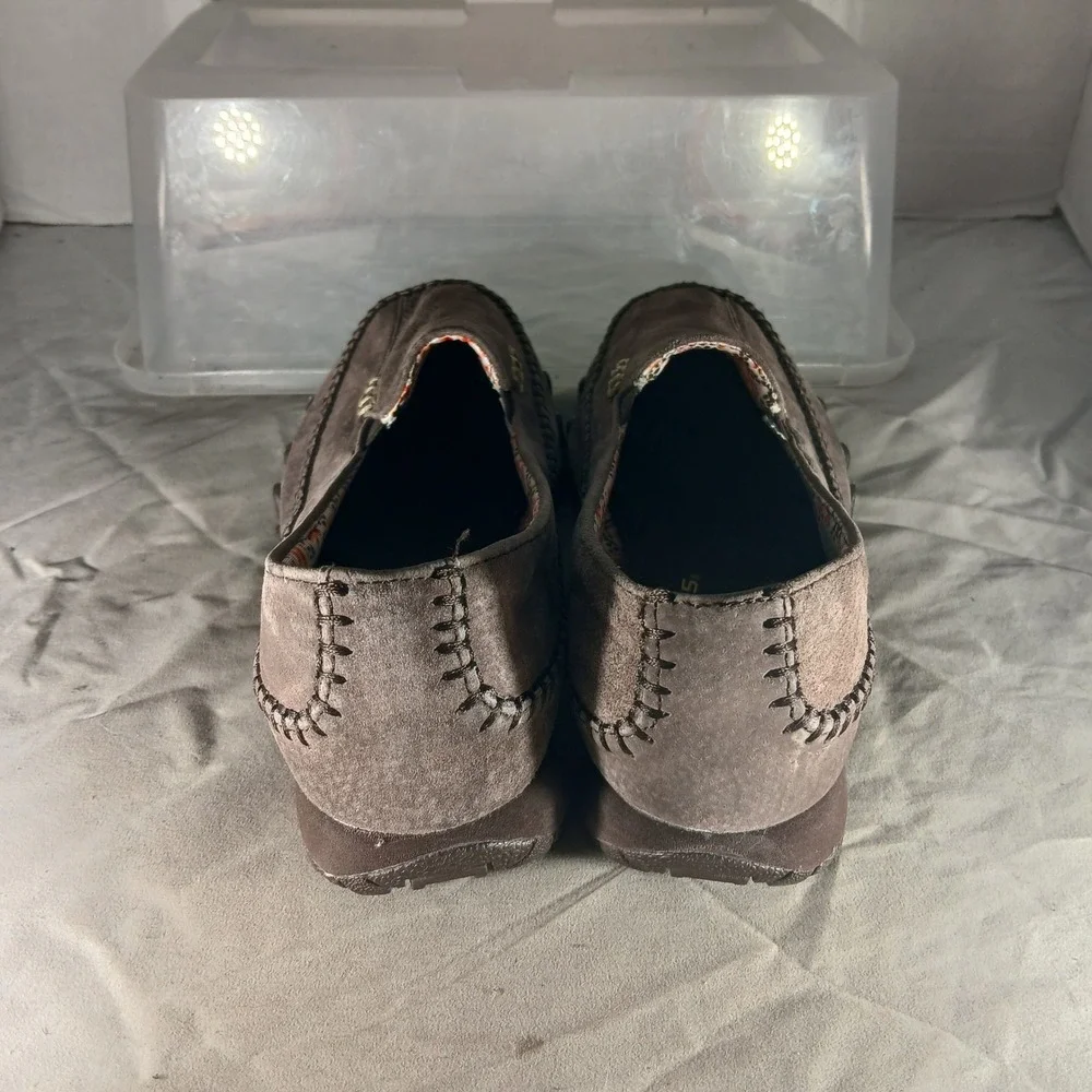 Skechers Loafers 8 Chocolate Brown Suede Relaxed Fit Memory Foam Boho Whipstitch